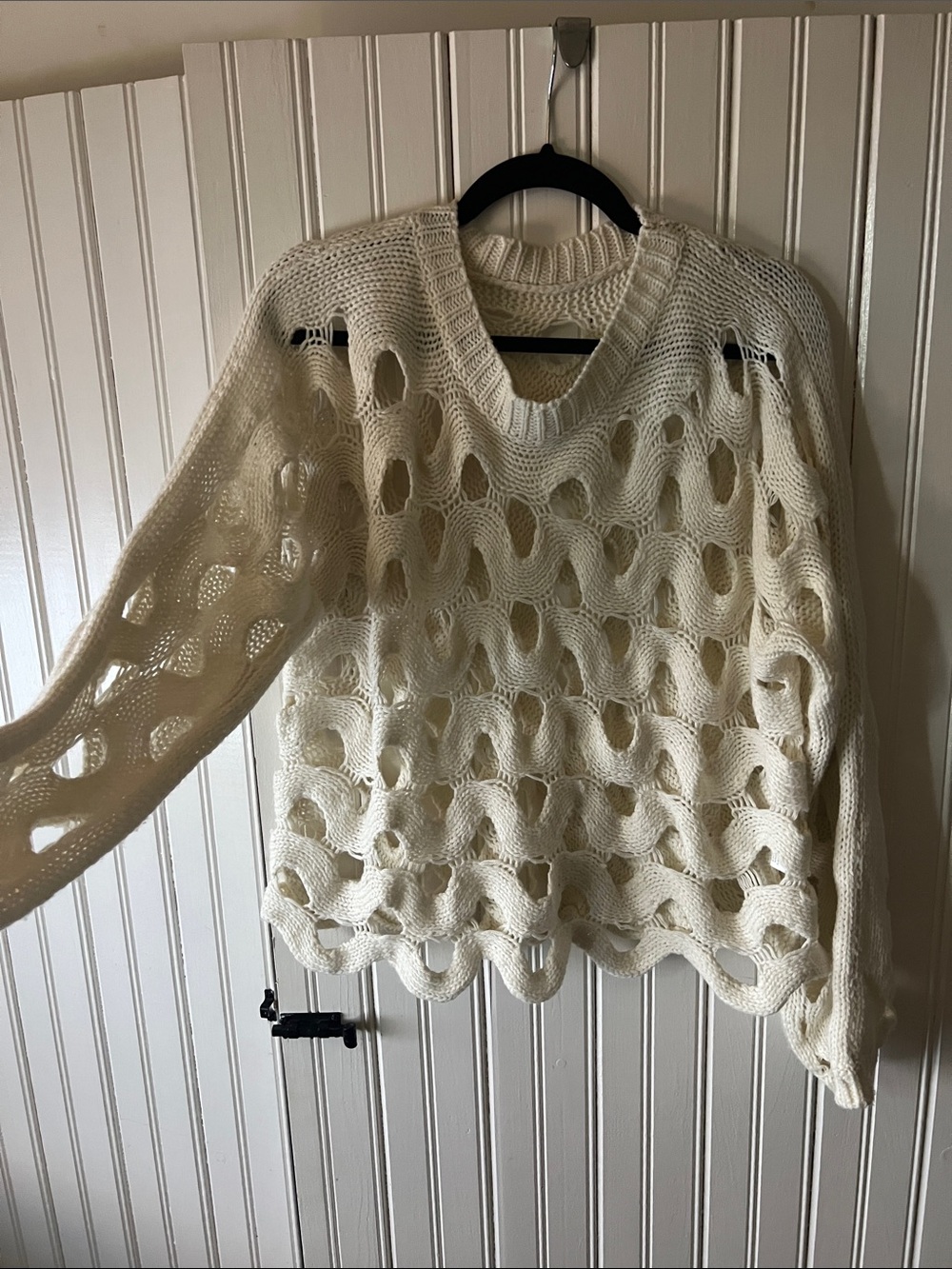 Chunky Open-Knit Cream Sweater - Women